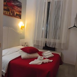 Budget Kamer met een King Size Bed
